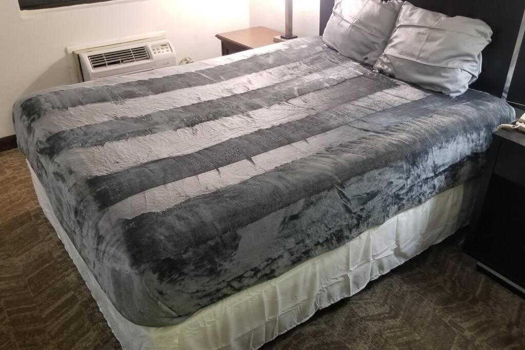 2 Queen Beds 124 * Stillwater